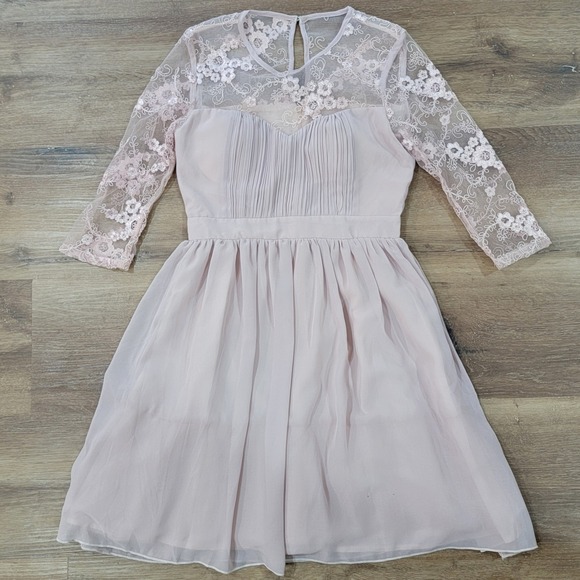 London Dress Company Dresses & Skirts - London Dress Co Floral Lace Overlay Pleated Midi Dress Blush Pink Women's Size 6